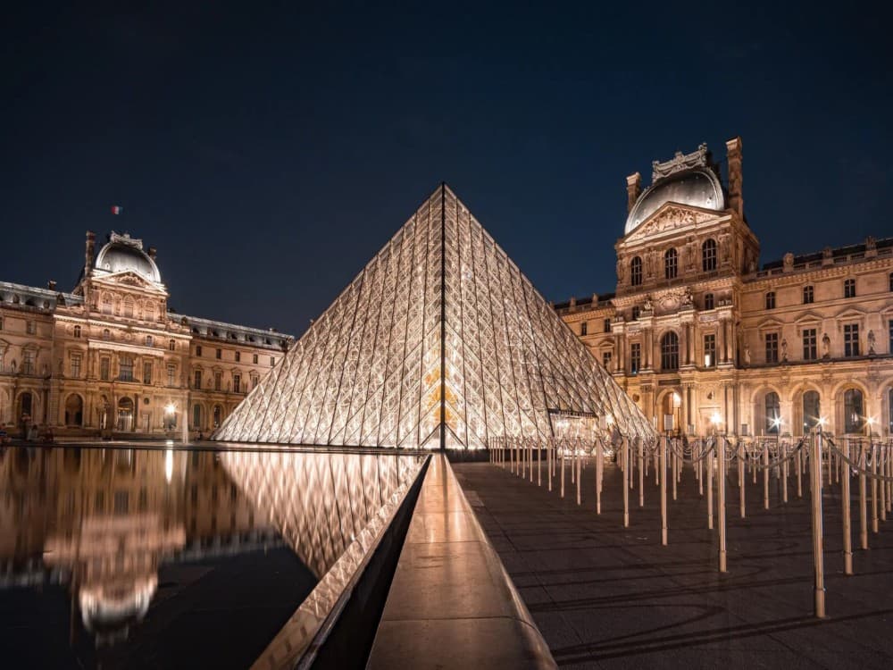 Louvre Museum