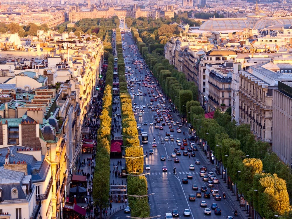 Champs-Elysees