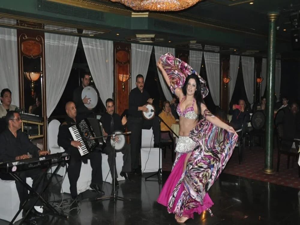 Cairo: Dinner Cruise in Cairo | ®ExcursionMania