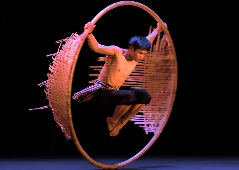 A O Show - Lune Production