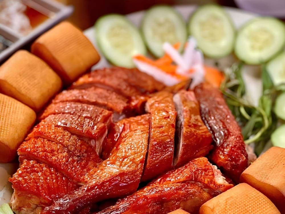 Ben Nghe Street Food