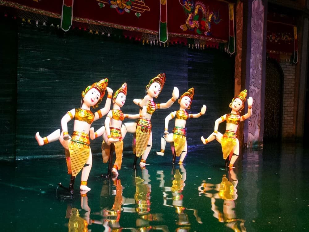 Thang Long Water Puppet