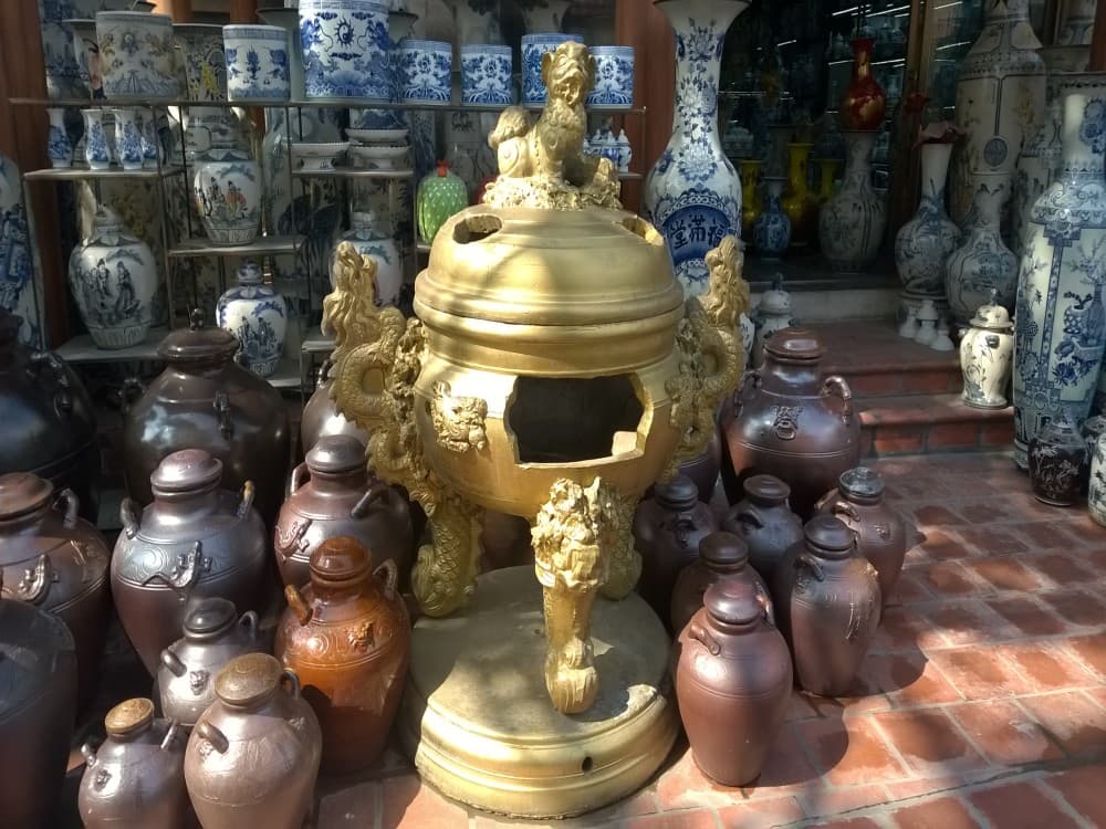 Hanoi : Bat Trang Ceramic Village | ®ExcursionMania