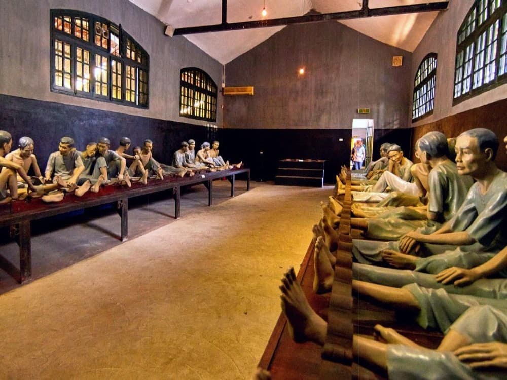 Hoa Lo Prison (Maison Centrale)
