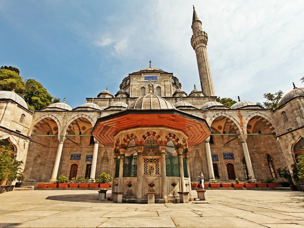 Istanbul: Sokollu Mehmet Pasha Mosque | ®ExcursionMania