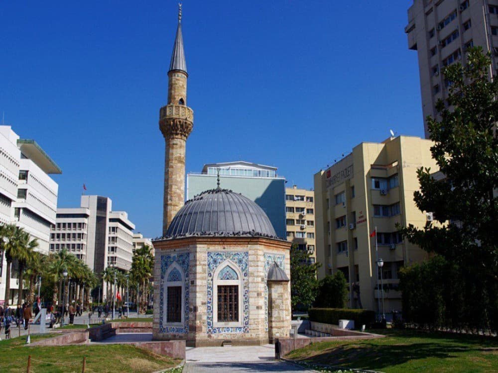 Izmir: Konak Mosque | ®ExcursionMania