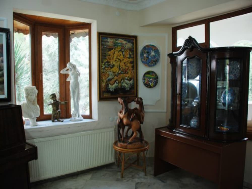 Umran Baradan Toy Museum