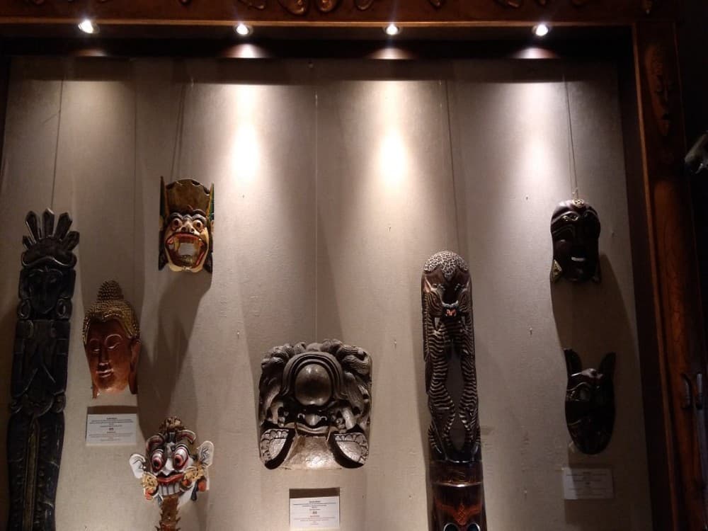 Mask Museum