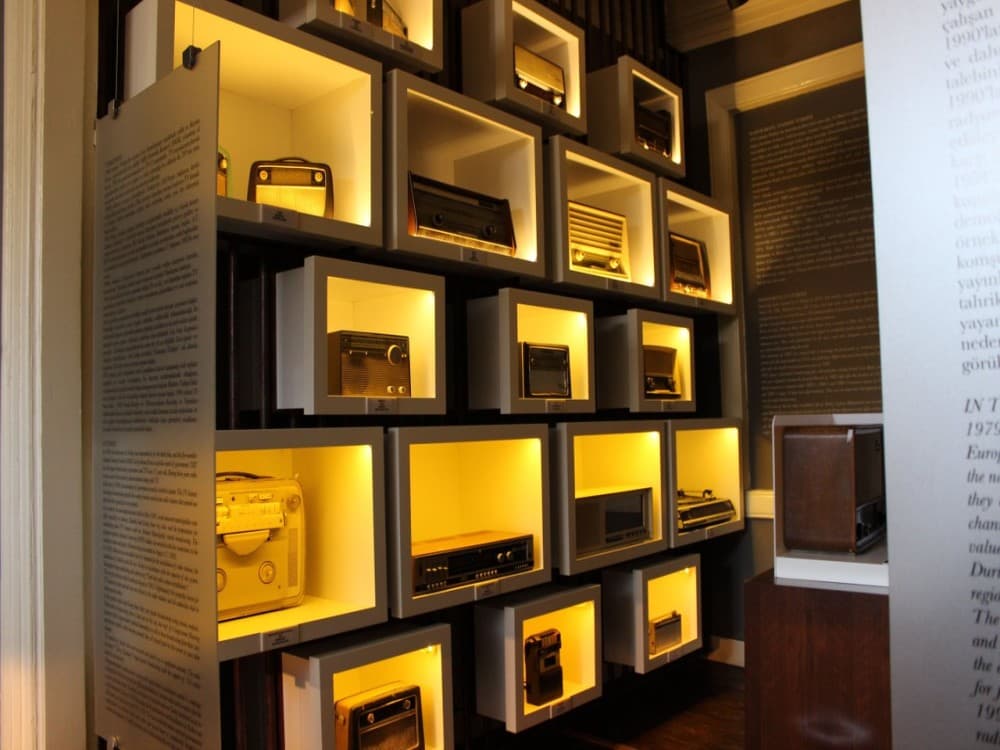 Izmir: Radio and Democracy Museum | ®ExcursionMania