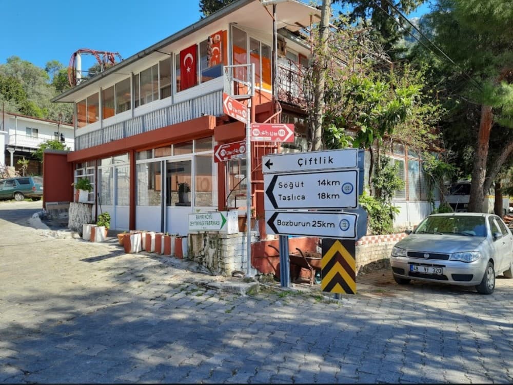 Bayır (Village Bayır)