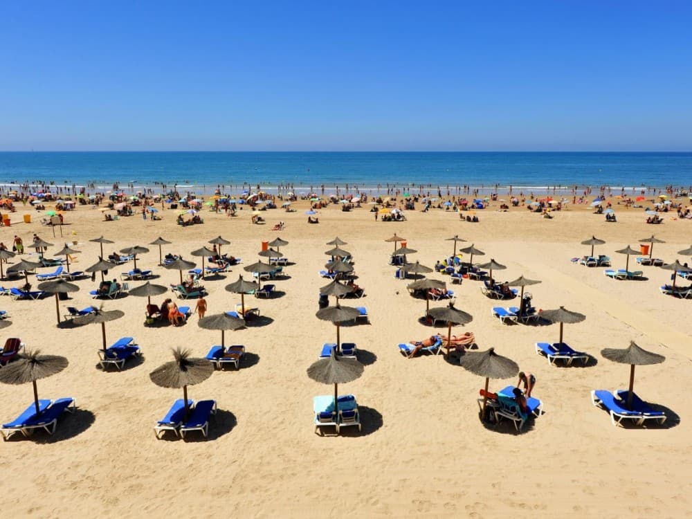 Cadiz: Playa Victoria | ®ExcursionMania