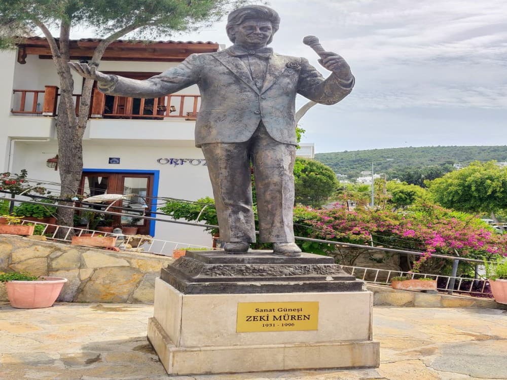 Zeki Müren Art Museum