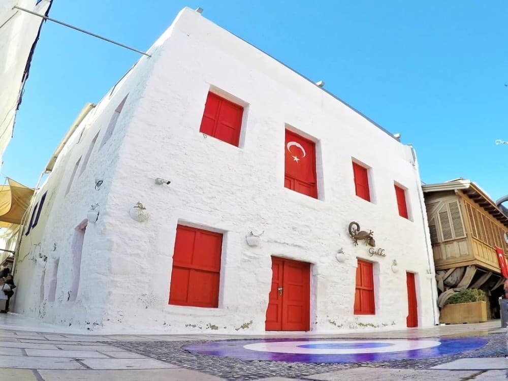 Bar Street/Tekilacilar Sokagi