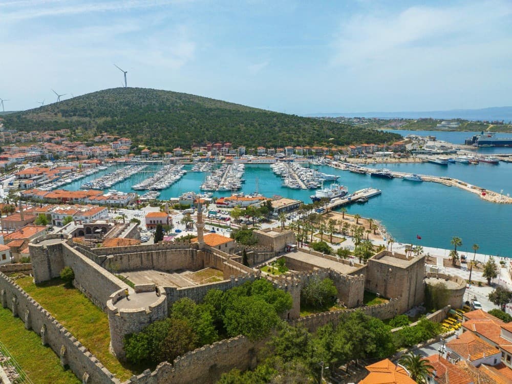 Cesme: Cesme Castle | ®ExcursionMania