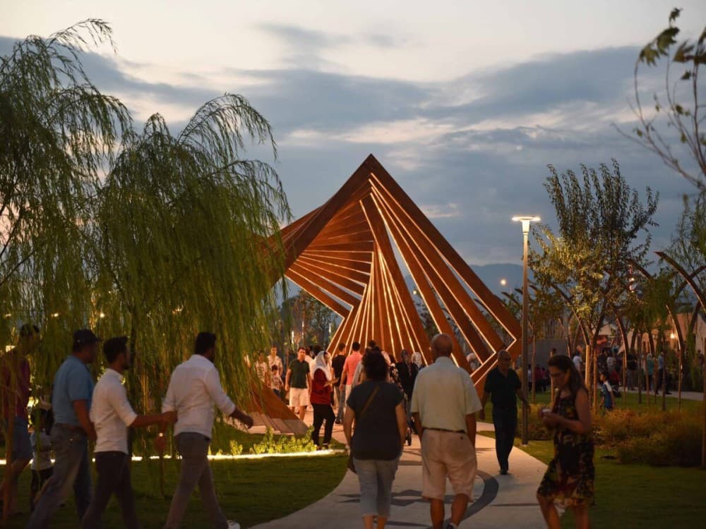 Sehit Fethi Bey Parkı