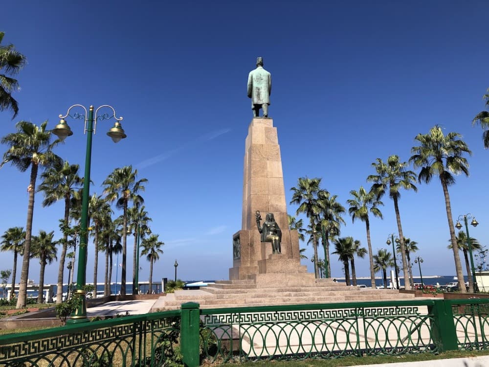 Alexandria: Saad Zaghloul Statue | ®ExcursionMania