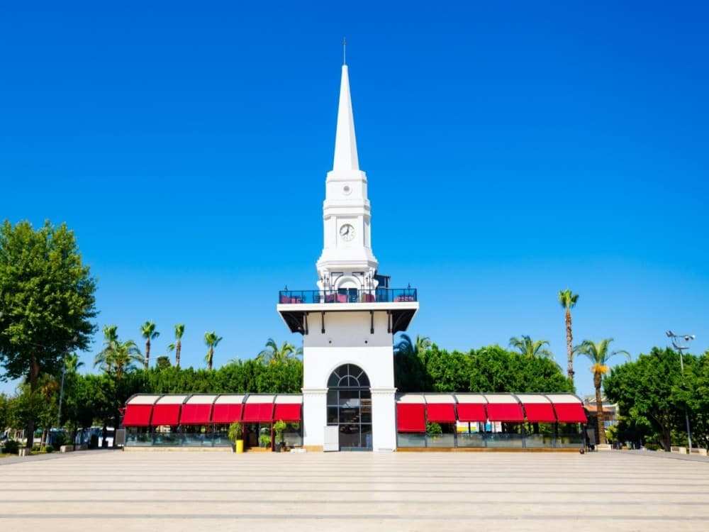 Is Kemer Town Worth Visiting?