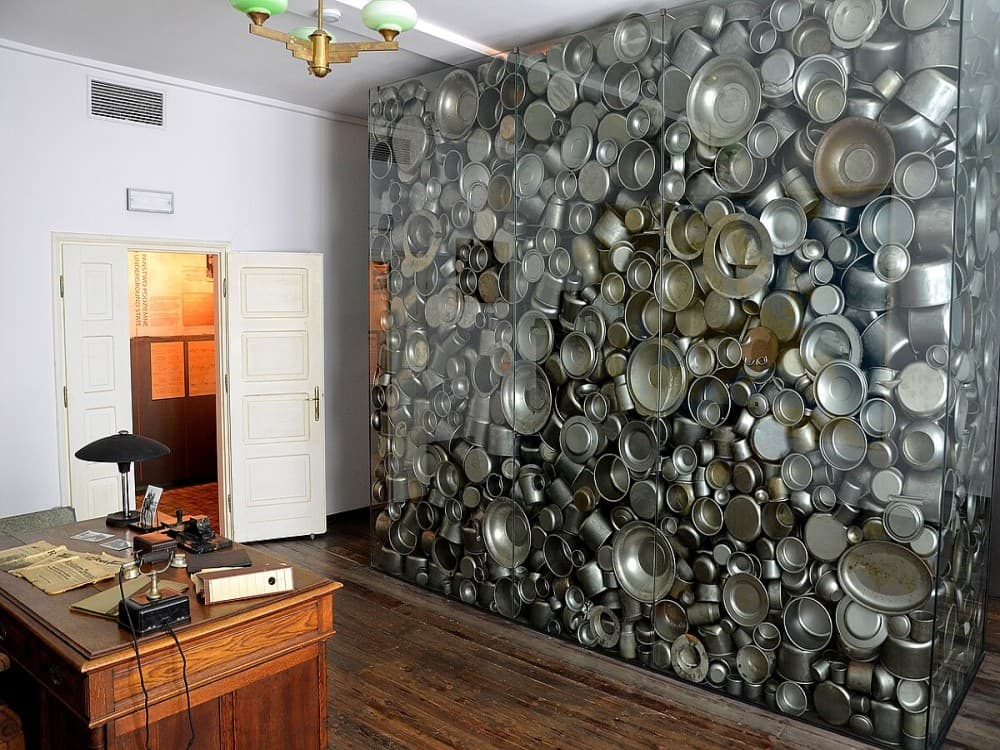 Fabryka Emalia Oskara Schindlera