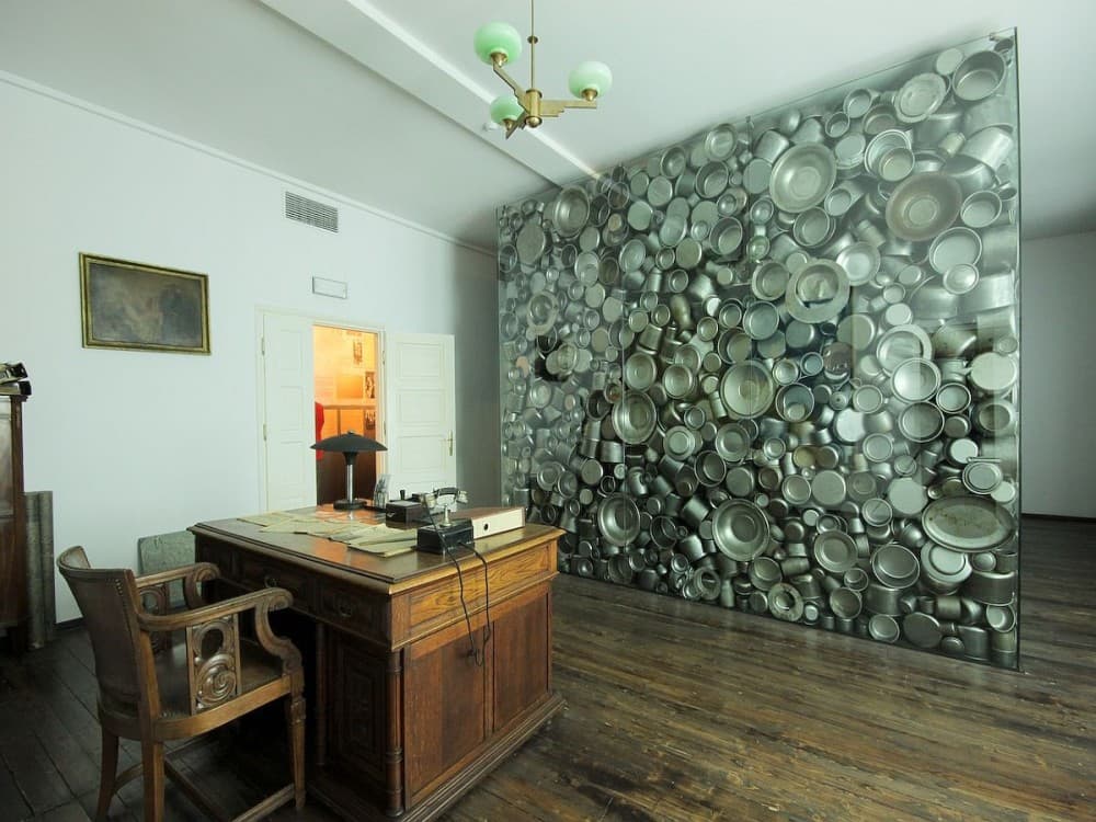 Fabryka Emalia Oskara Schindlera