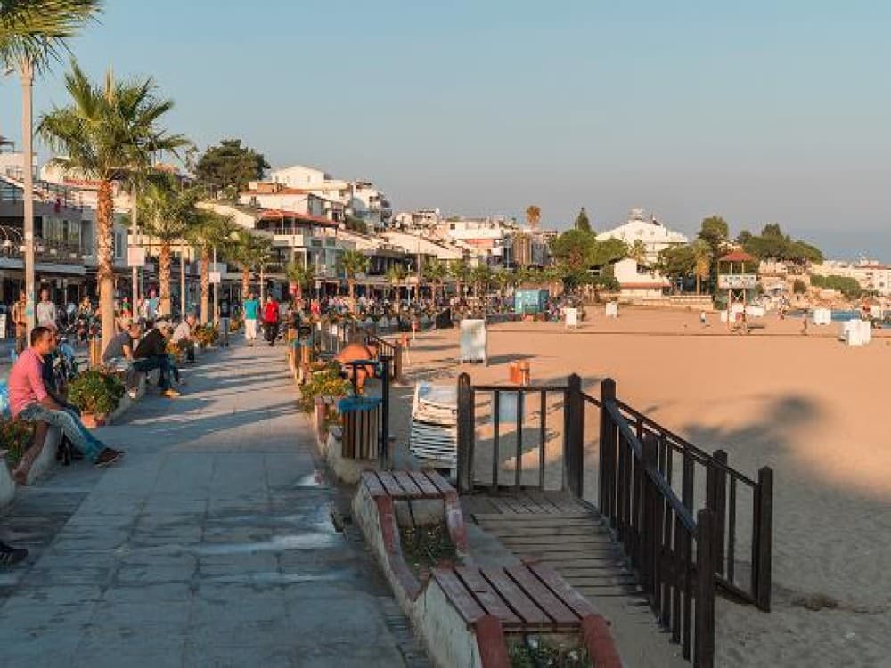 Is it safe to go to Altinkum Turkey?