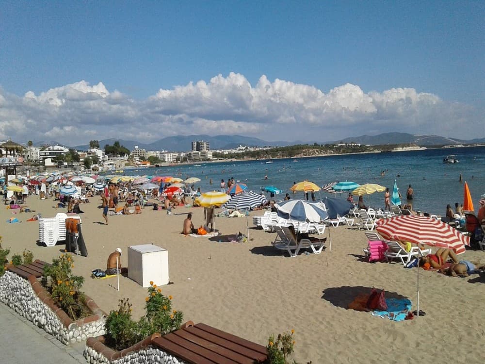 Are Didim and Altinkum the same place?