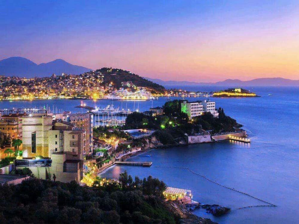 How many days does it take to visit Kuşadası?