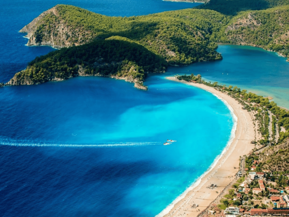 Is There Much to Do in Ölüdeniz?