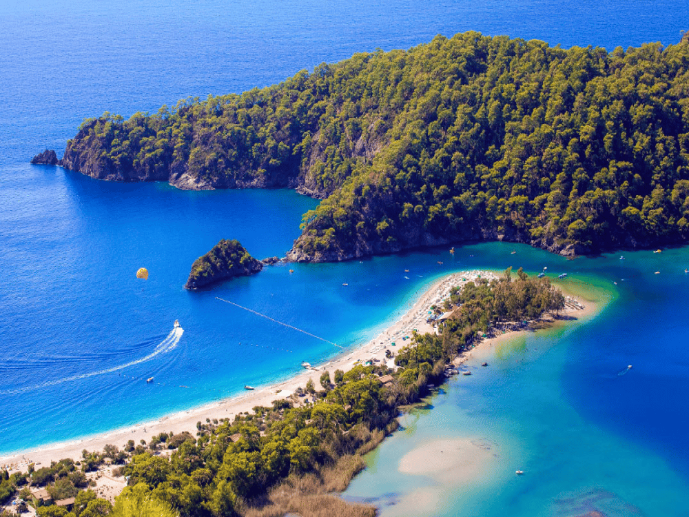 Is Ölüdeniz Full of Brits?