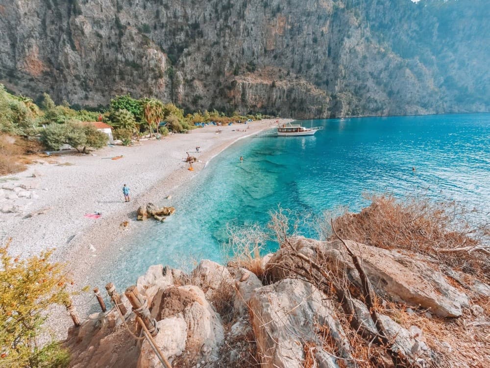 Is Ölüdeniz Full of Brits?
