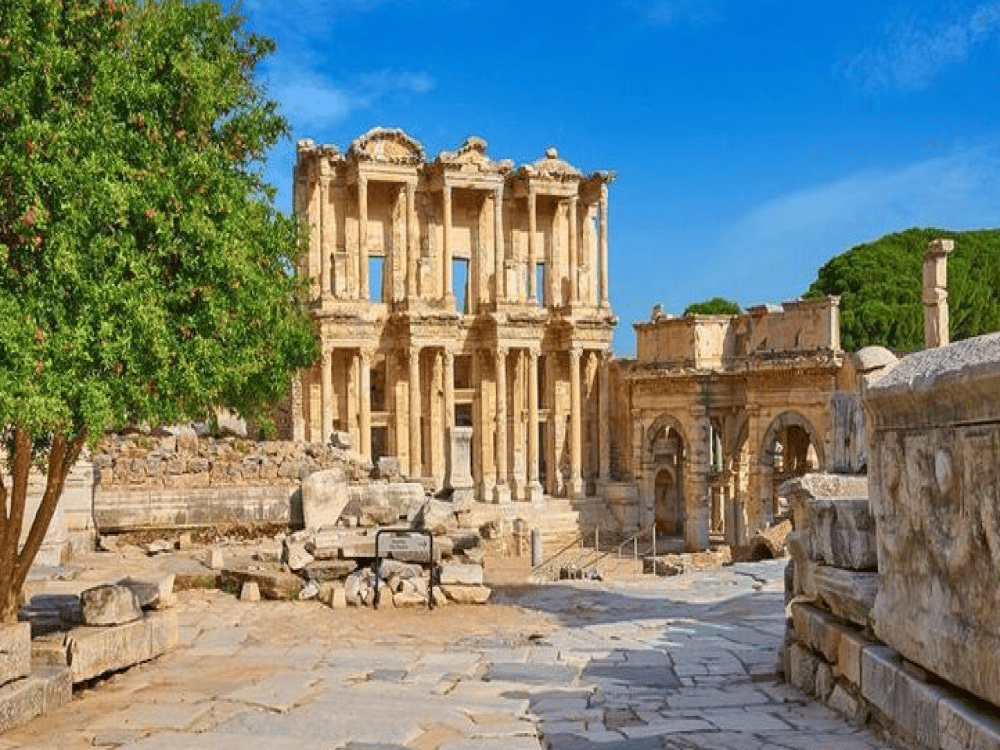 Is Selçuk Near Ephesus?