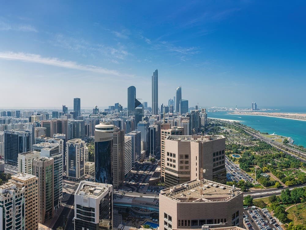 Do and don'ts in Abu Dhabi?