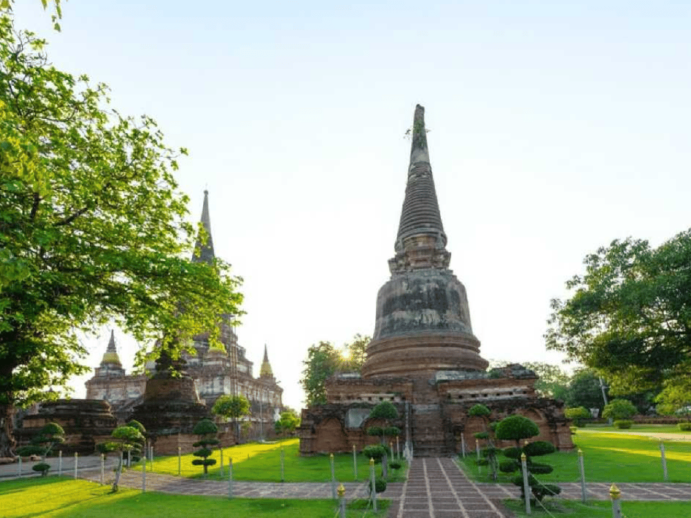 What to Do in Ayutthaya for a Day?
