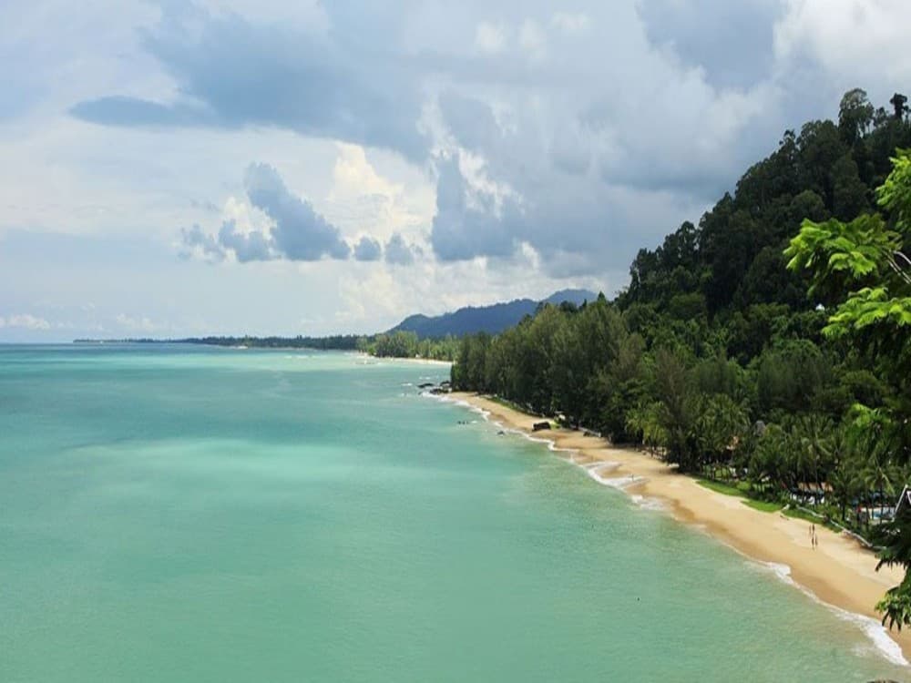 Is Khao Lak worth visiting?