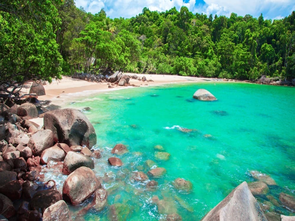 Is there much to do at Khao Lak?