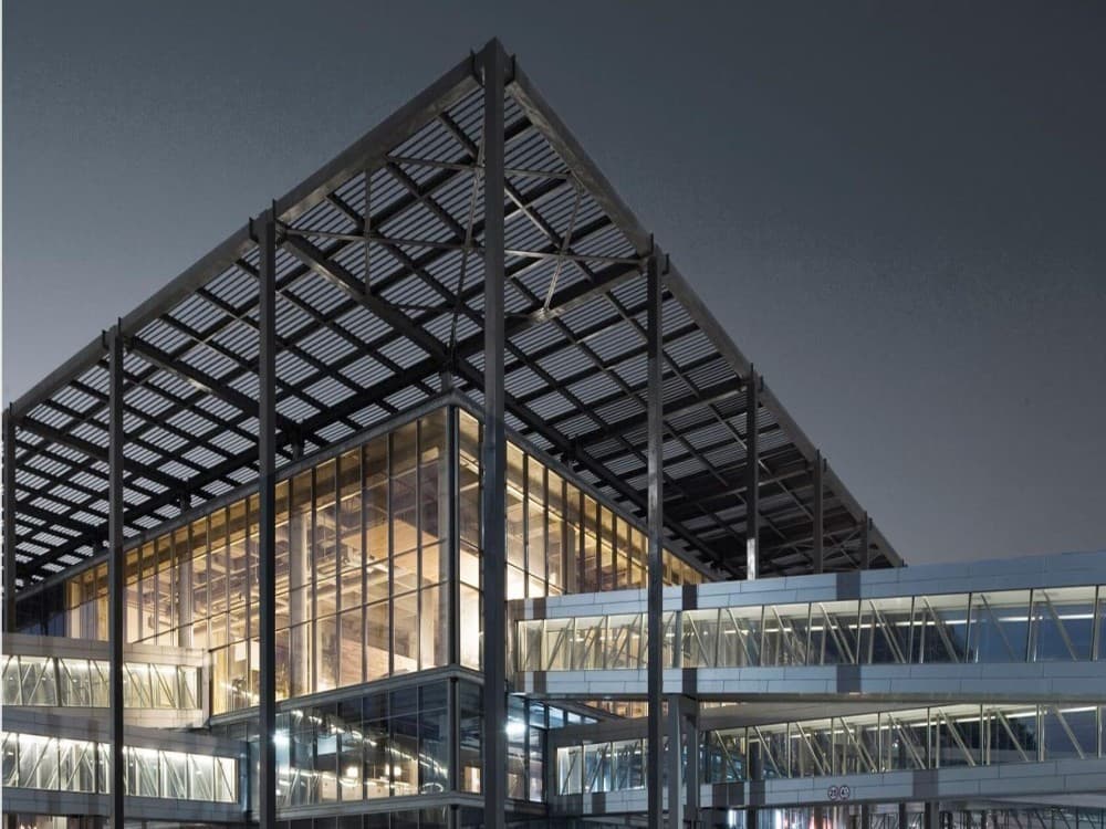 How long is a transfer from the airport to Marmaris?