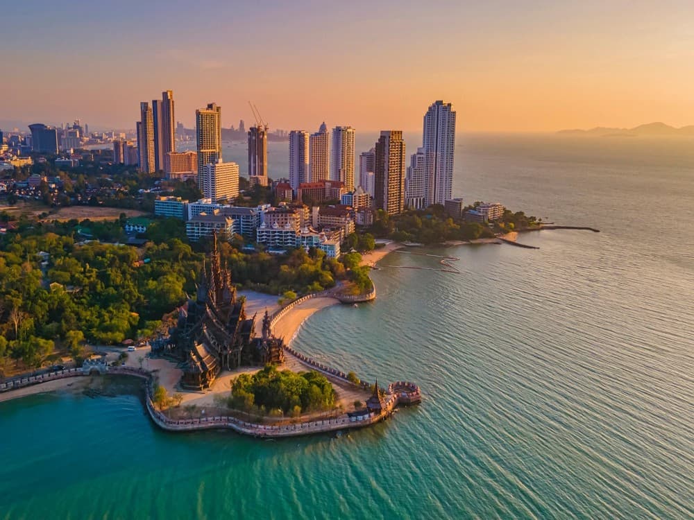 What is Pattaya Thailand best known for?