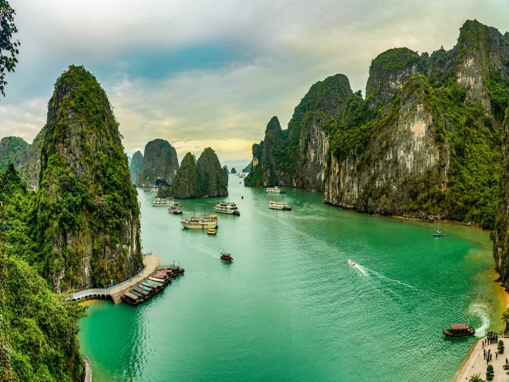 How long should you spend in Ha Long?