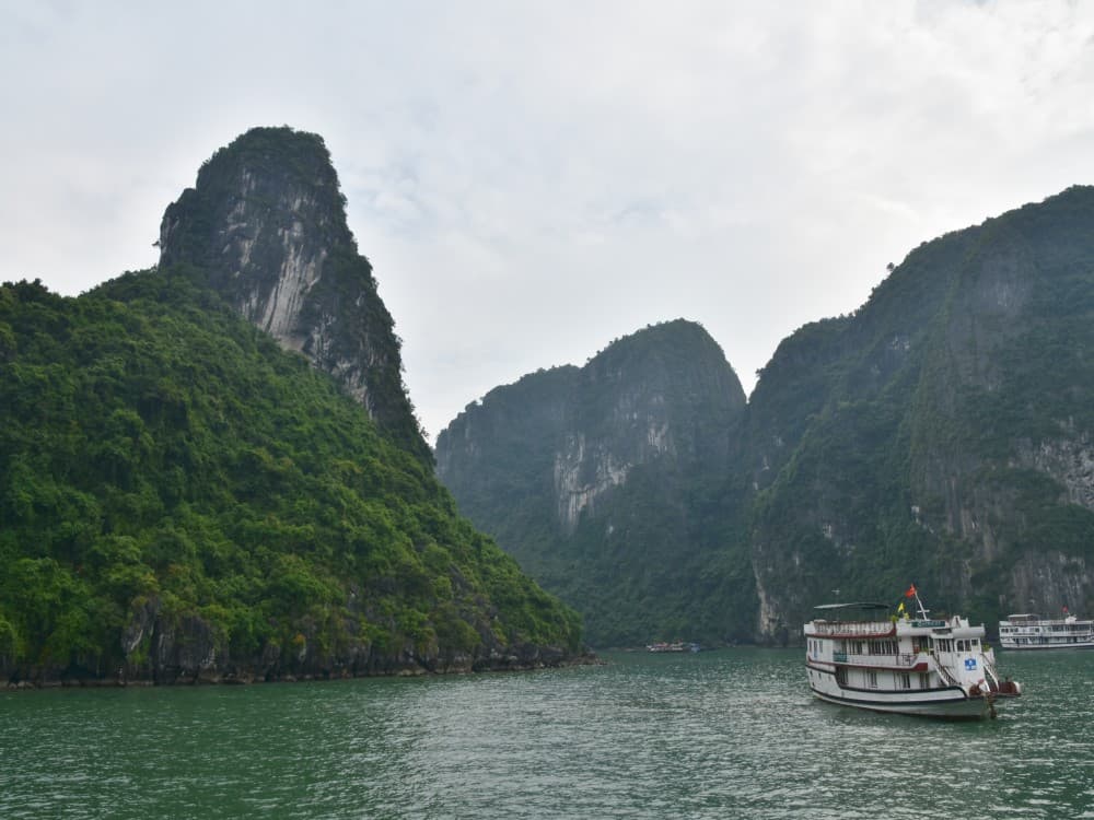 How long should you spend in Ha Long?
