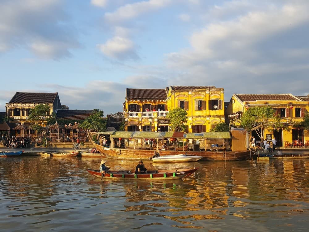 What should I do in Hoi An?