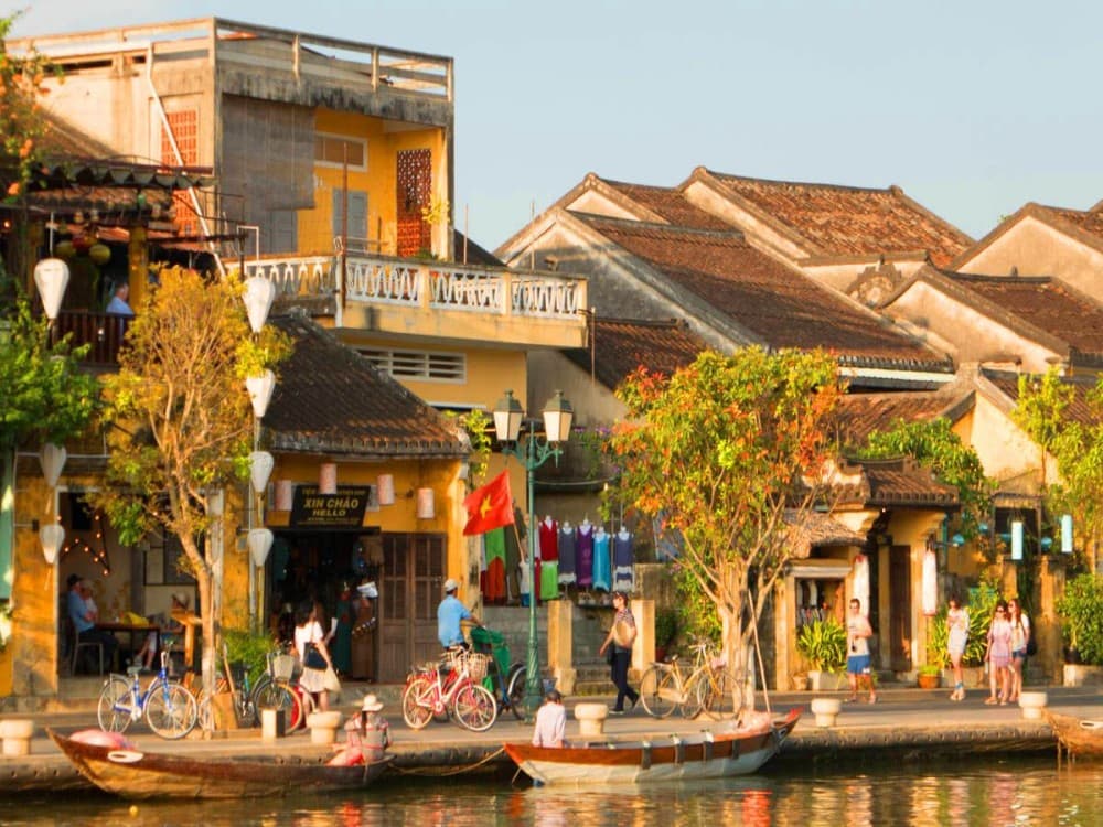 What should I do in Hoi An?