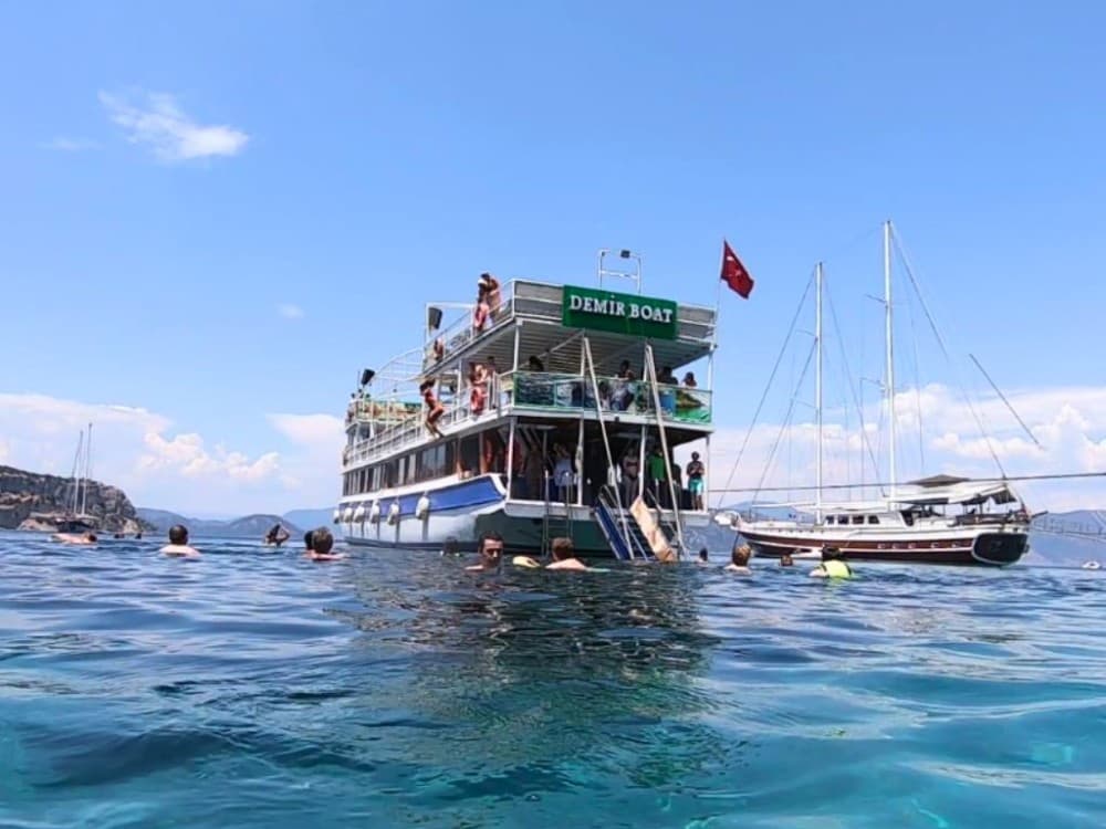 How much is a boat trip in Marmaris?