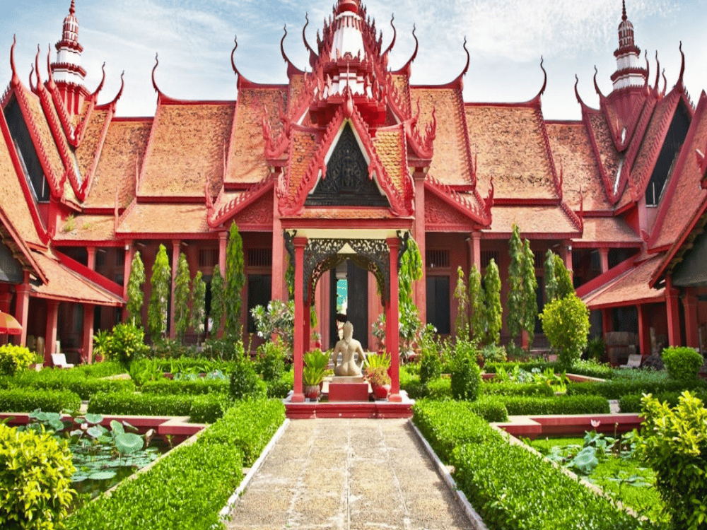 What Should I Do in Phnom Penh?