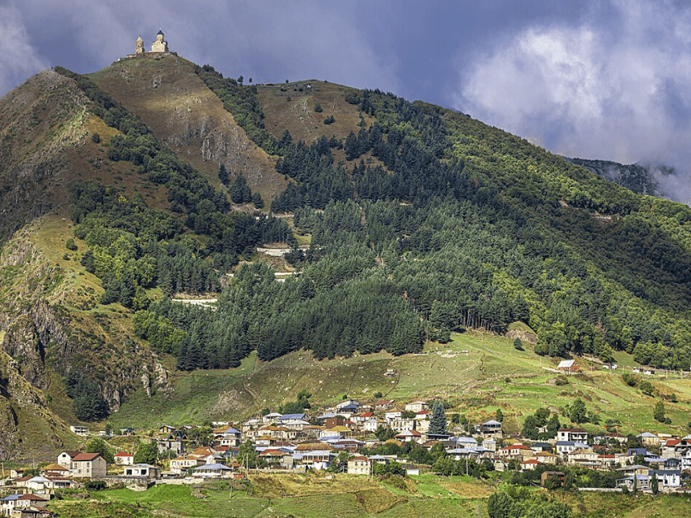 What to Do in Stepantsminda?