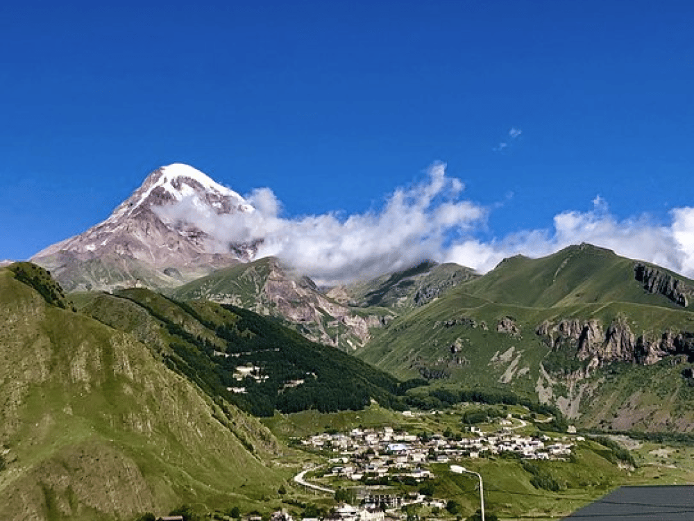 Is Stepantsminda Worth Visiting?