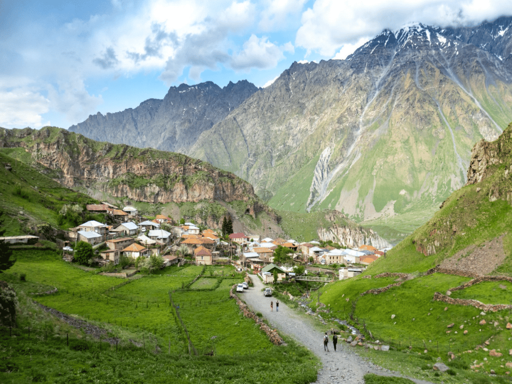 How Many Days in Stepantsminda?