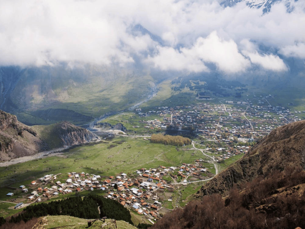 How Many Days in Stepantsminda?