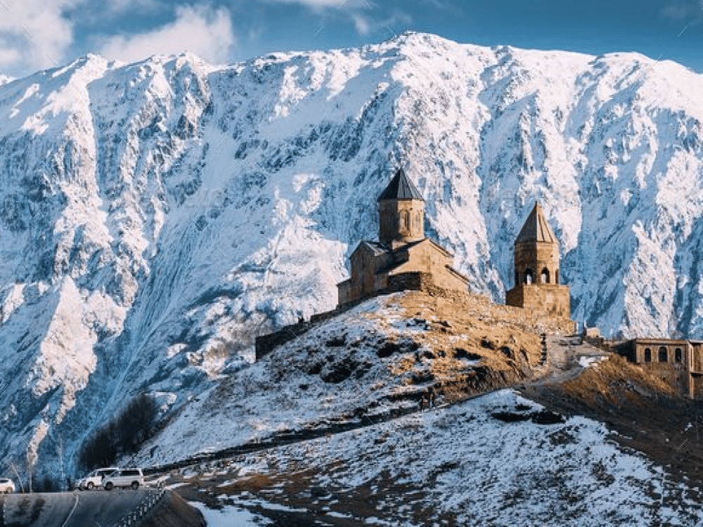 When to Visit Stepantsminda?