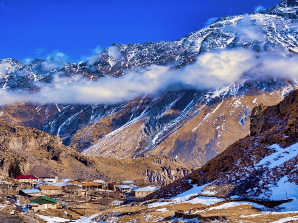 When to Visit Stepantsminda?