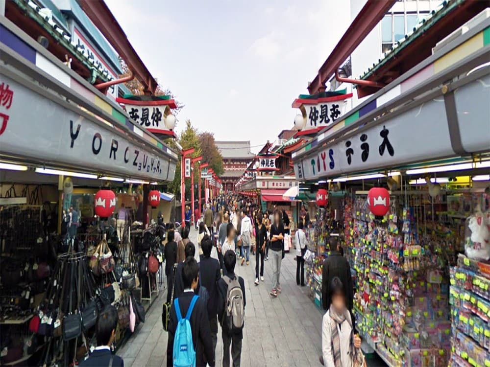 Nakamise Shopping Street (Kaminarimon)