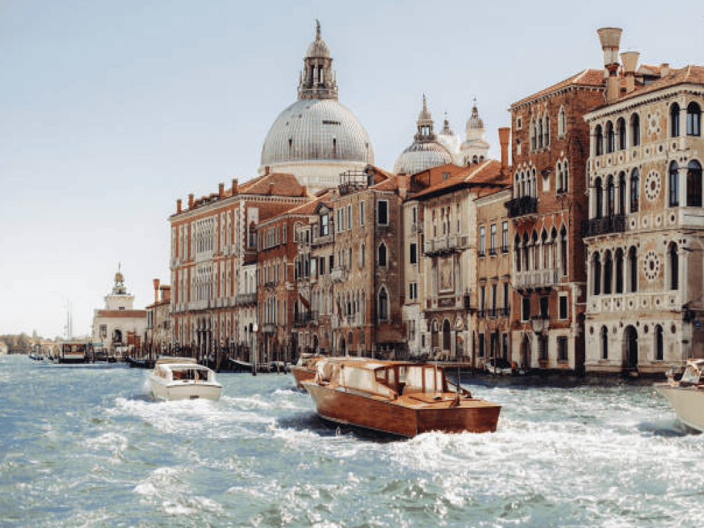 Do and Don’ts in Venice, Italy